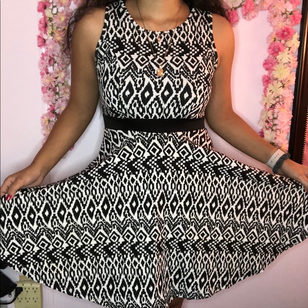 Love Chesley B&W Flowy Dress